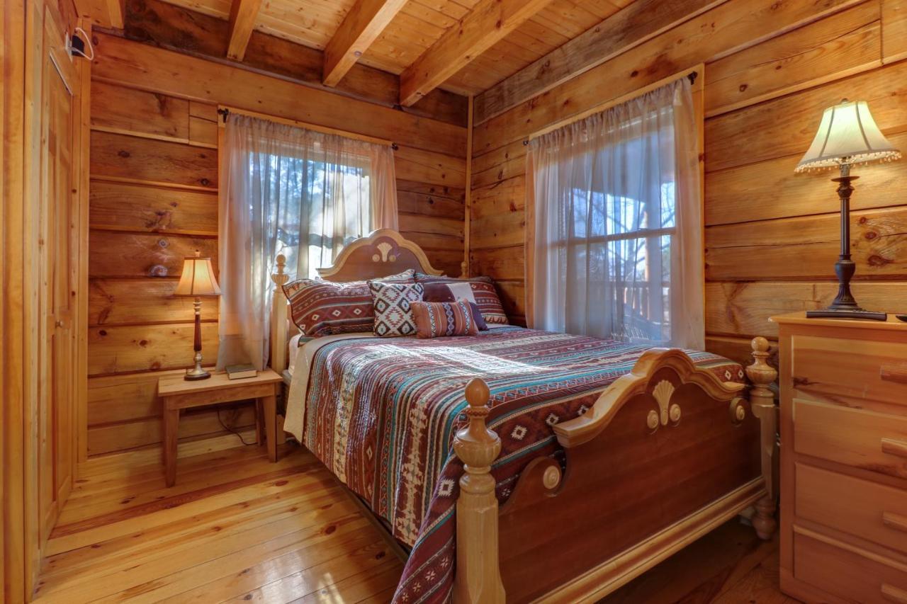 Peaceful Setting Cabin Pigeon Forge Exterior photo